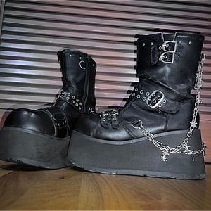 SOLD Demonia Clash 430 Platform chain boots